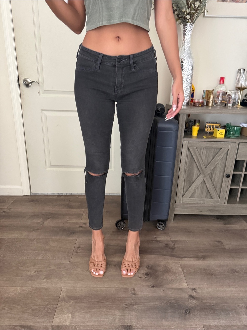 Hollister Black High-Rise Ankle Skinny Jeans with Knee Rips
